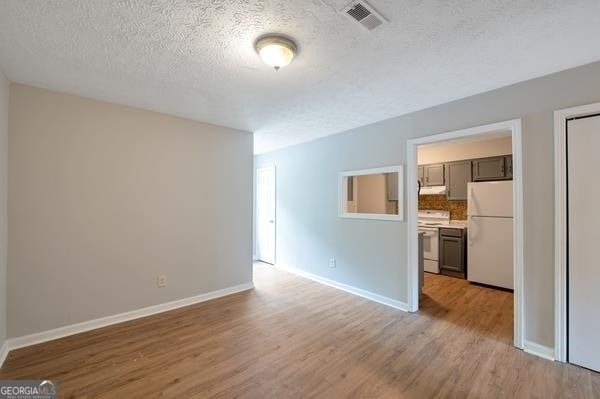 Building Photo - 4433 Golf Vista Cir