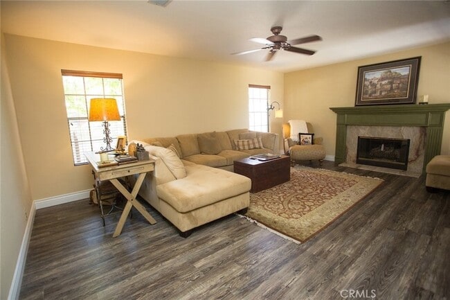 Building Photo - 289 N Cleveland St