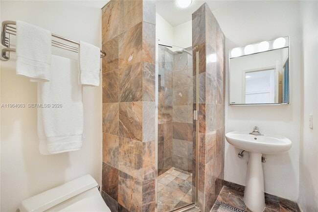 Building Photo - 278 S Island Rd