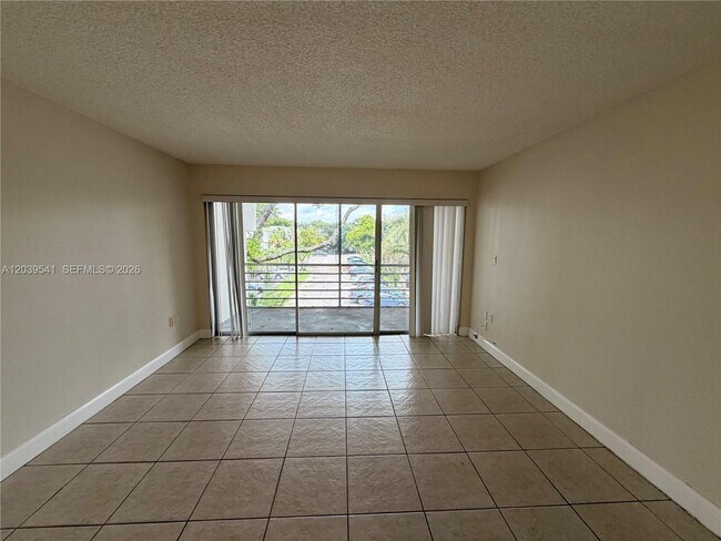 Building Photo - 4205 N University Dr