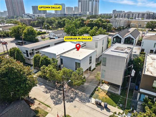 Building Photo - 2325 Rusk Pl
