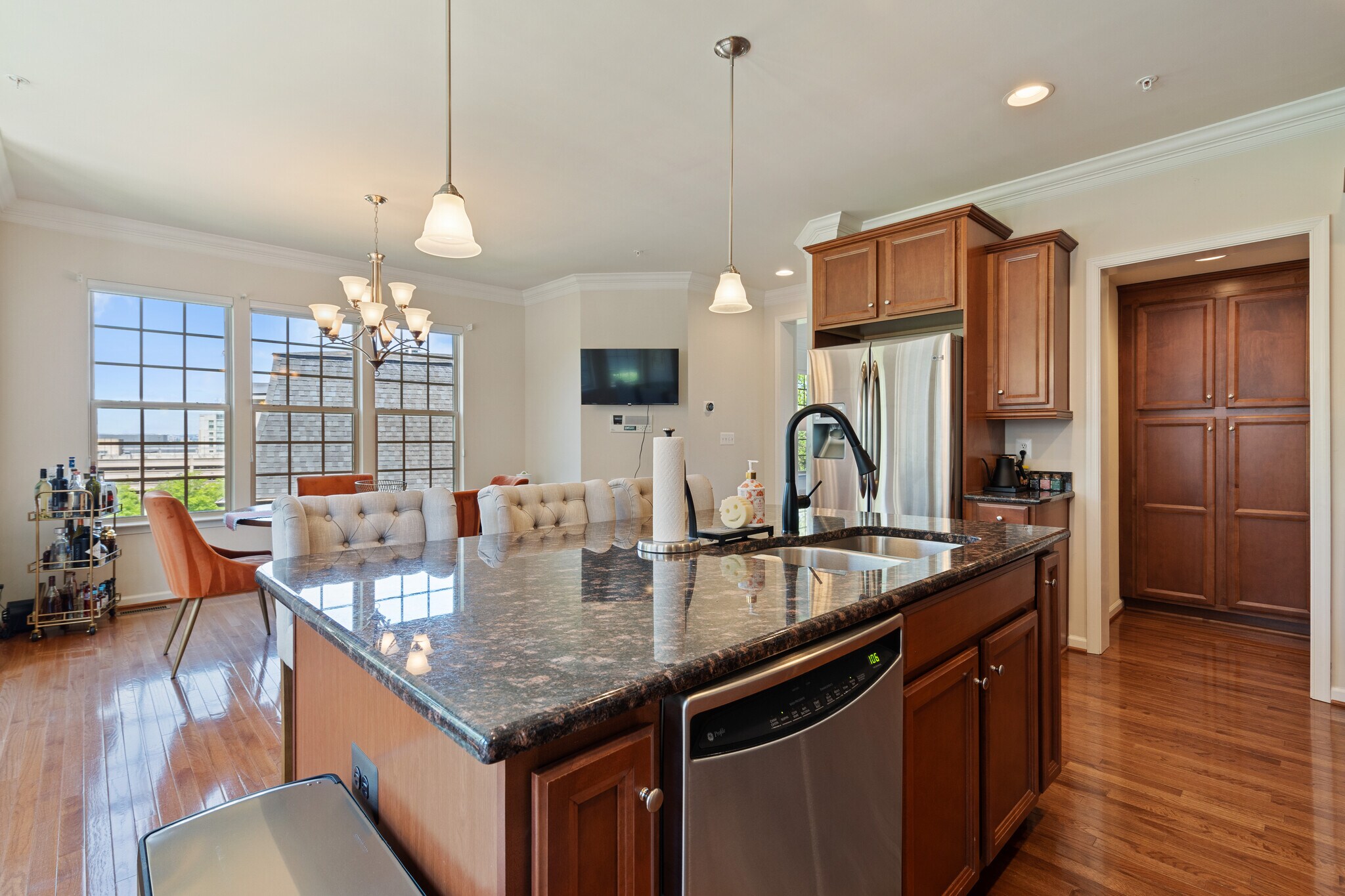 Building Photo - 500 Overlook Park Dr