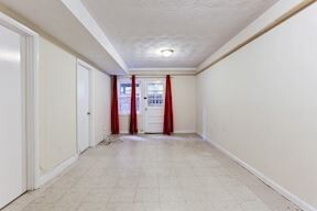 Building Photo - 4 Bedroom 3.5 Bathroom - Van Ness/Tenleytown Semi Detached Home - Attached 1 Car Garage
