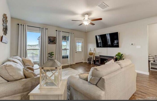 Building Photo - **Your Dream Home Awaits in Gated Ladera!*...