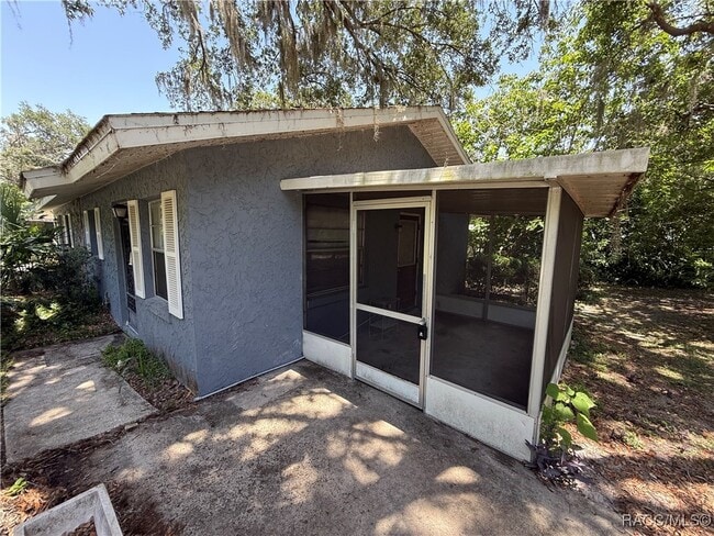 Primary Photo - 923 S Brisson Terrace