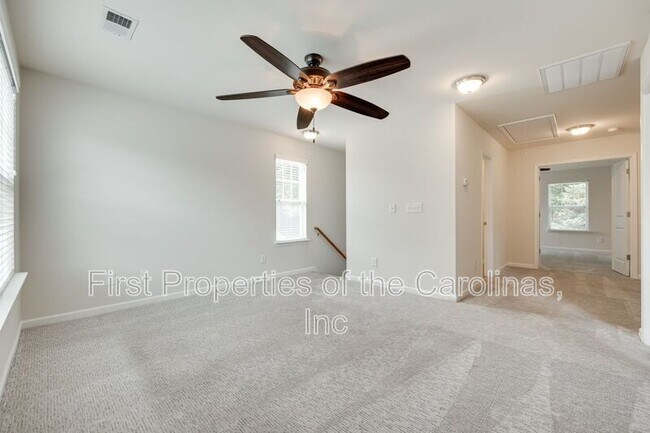Building Photo - 1430 Harpers Inlet Dr