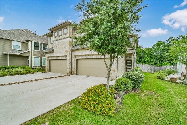 Building Photo - 323 N Spotted Fern Dr