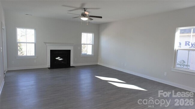 Building Photo - 8340 Bretton Woods Dr