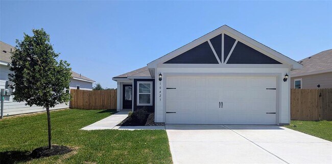 Primary Photo - 10423 Red Cardinal Dr