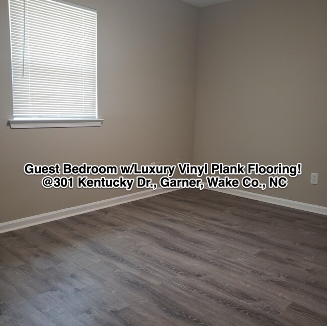 Building Photo - 301 Kentucky Dr