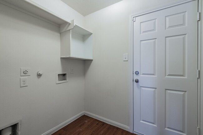 Building Photo - 14942 Hidalgo Valley Ln