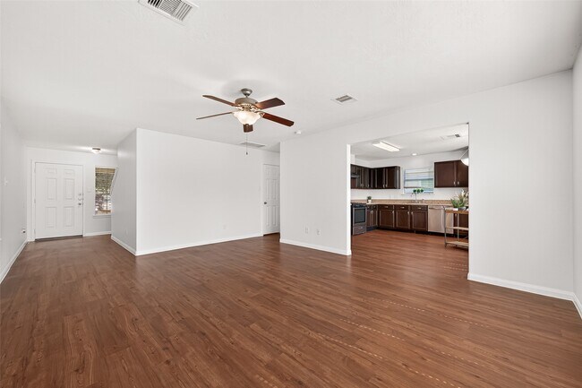 Building Photo - 5943 Stockholm Ct