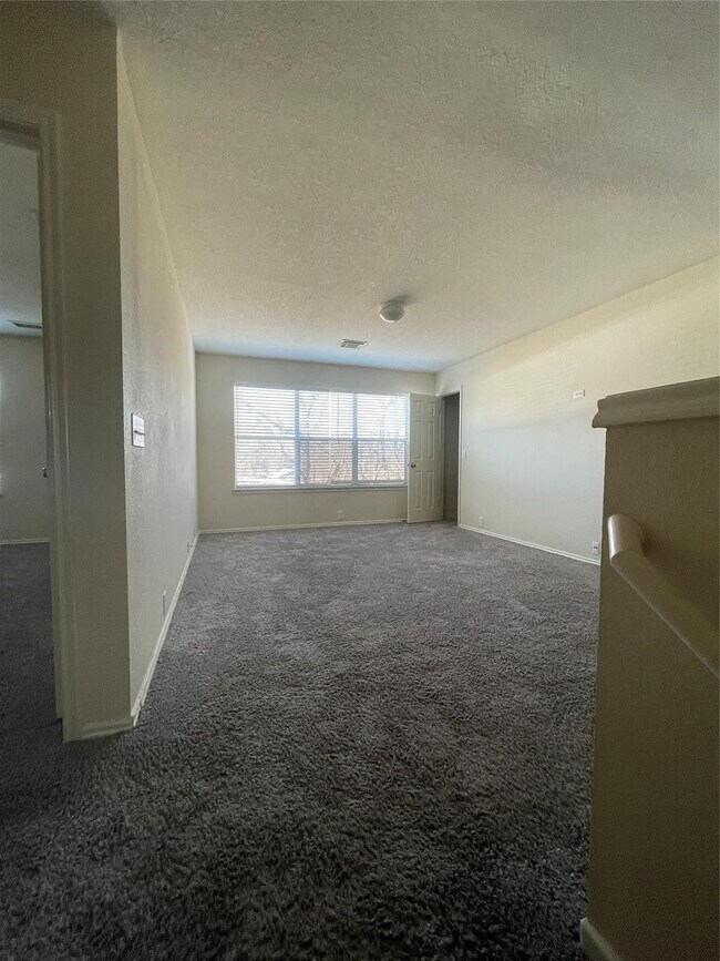 Building Photo - 10506 Sugar Trace Dr