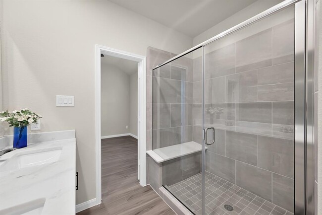 Building Photo - 3346 Torrey Pines Dr