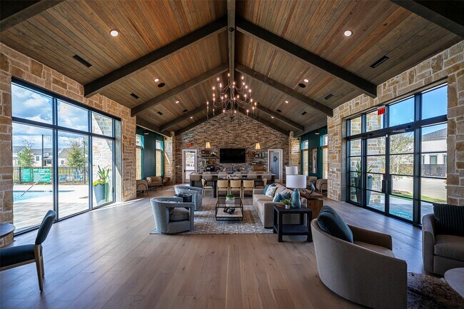 Building Photo - 14915 Sparrows Nest Ln