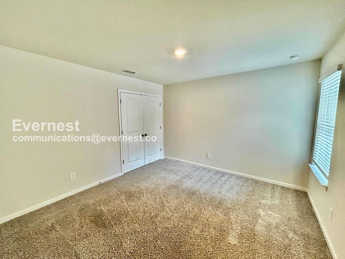 Building Photo - 322 Timberland Ave