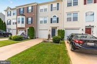 Building Photo - 711 Wineberry Way