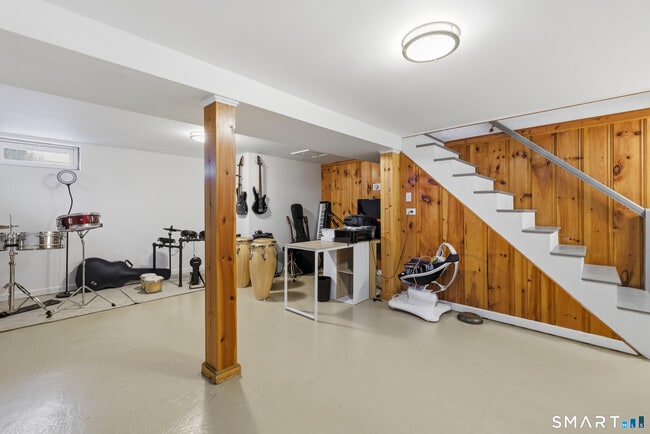 Building Photo - 56 Westgate St