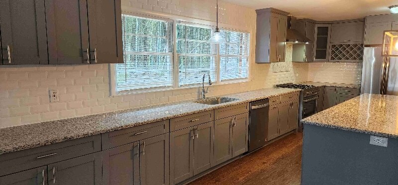 Building Photo - 4605 Blanton Rd