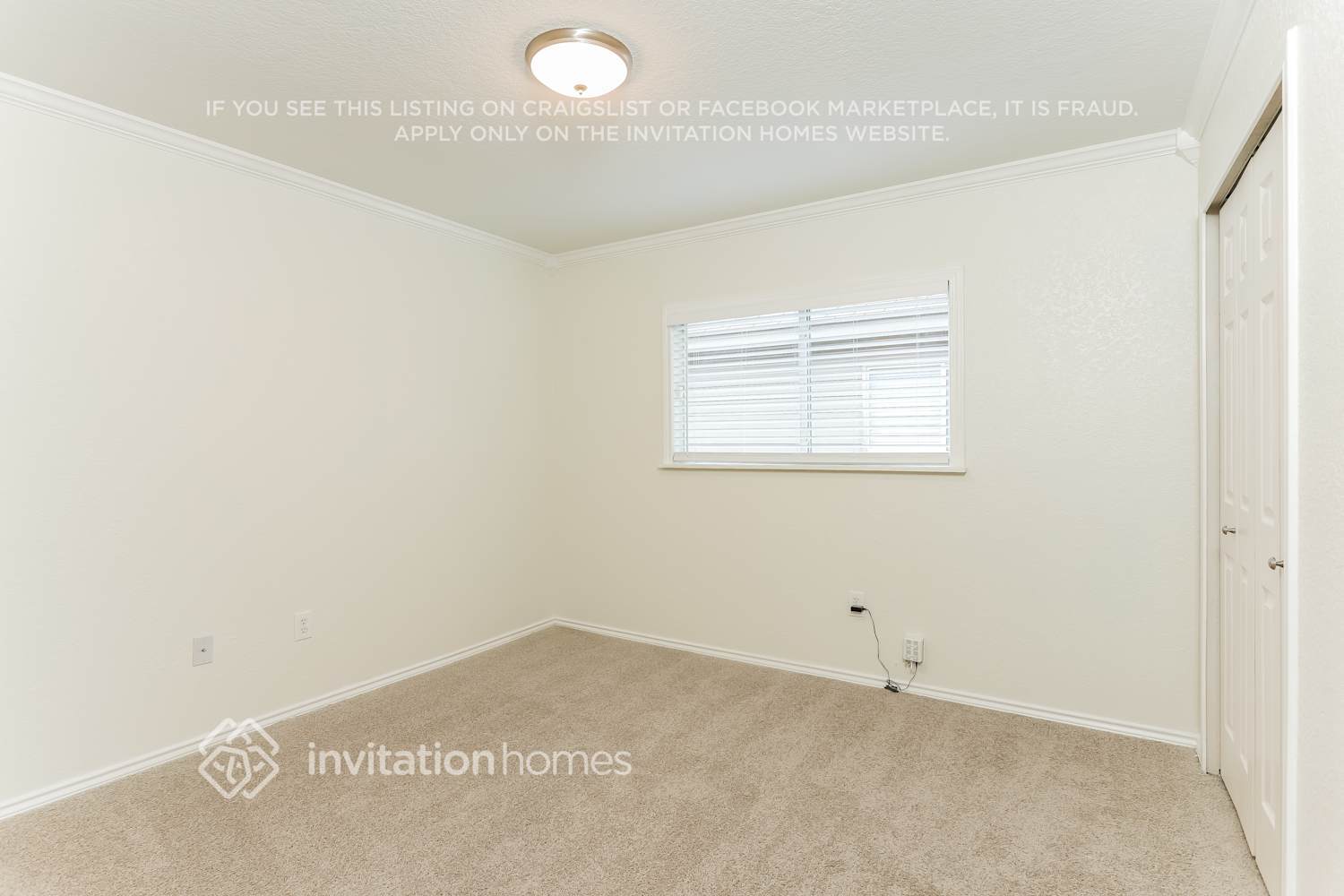 Building Photo - 8522 Silver Brush