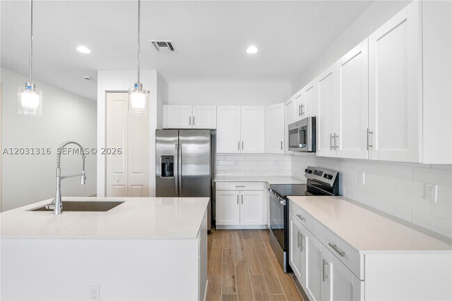 Building Photo - 7305 Ivory Spring The Luminosa