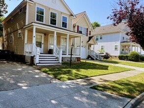 Building Photo - 730 Maltby Ave