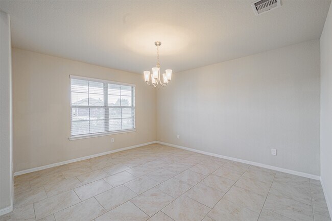 Building Photo - 3142 McDonough Way