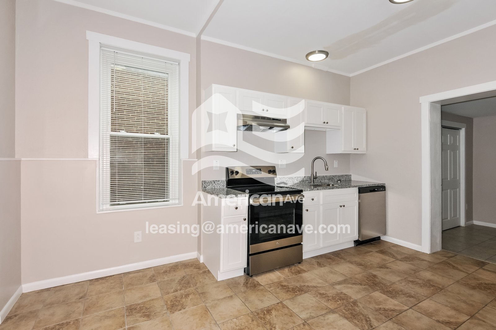 Building Photo - 3216 Itaska St