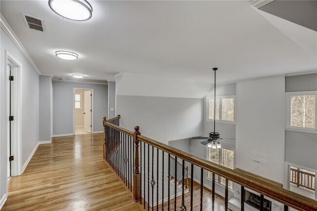 Building Photo - 128 Gold Springs Ct