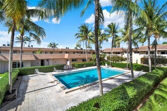 Building Photo - 14500 SW 88th Ave