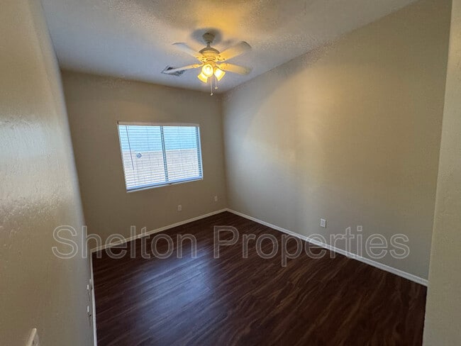 Building Photo - 12913 W Corrine Dr