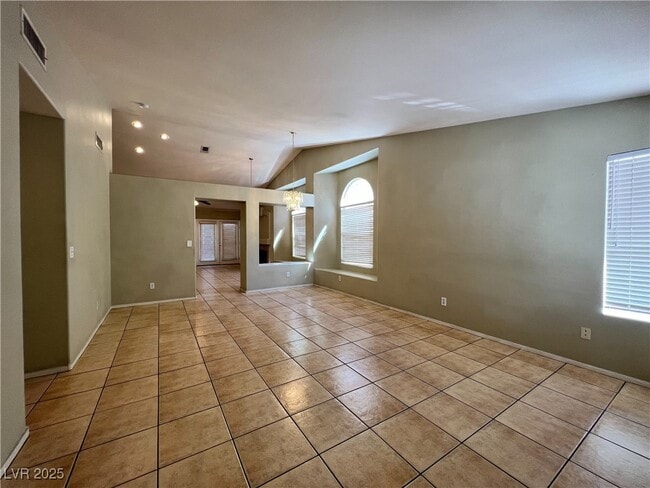 Building Photo - 9824 Double Rock Dr