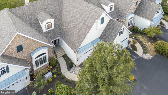 Building Photo - 5812 Hickory Hollow Ln