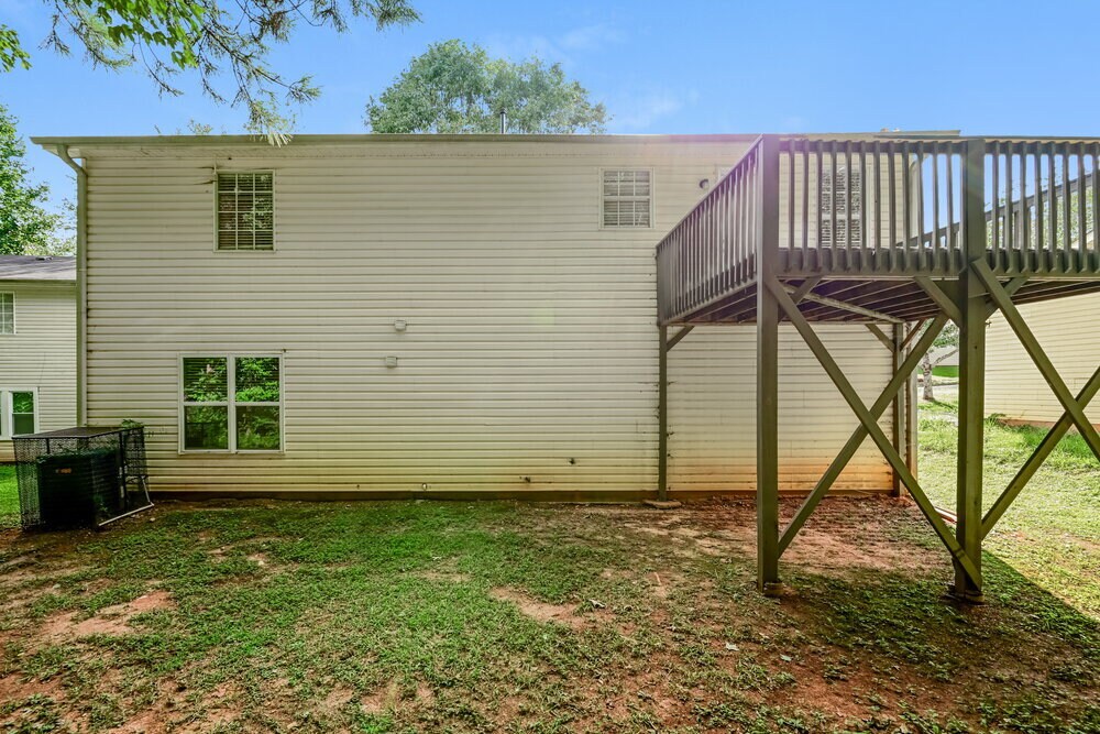 Building Photo - 2059 Oak Terrace Dr SE