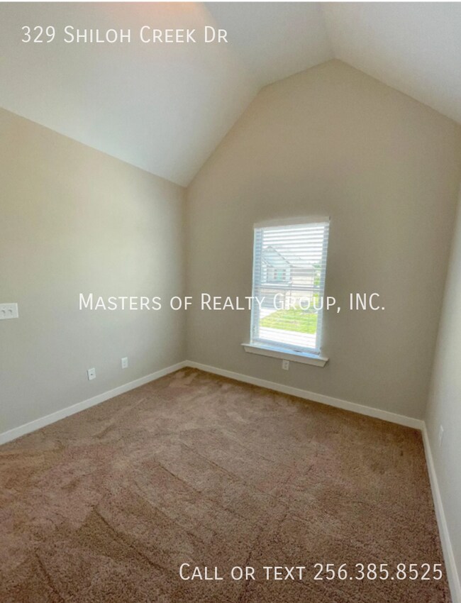 Building Photo - 329 Shiloh Creek Dr