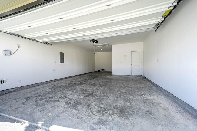 Building Photo - 453 Pace Bnd Ct