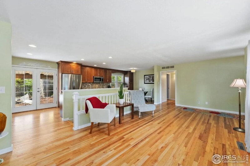 Building Photo - 1601 Collins Ct