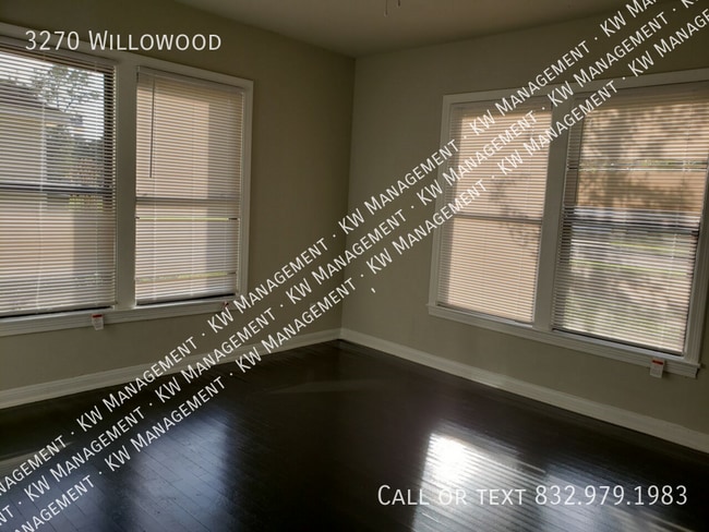 Building Photo - 3270 Willowood-