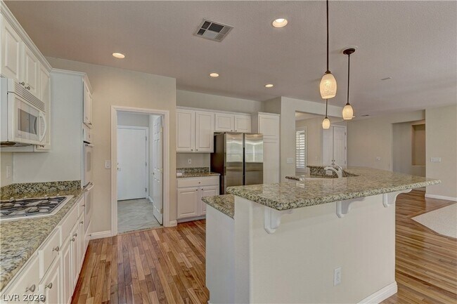 Building Photo - 5211 Vedra Ct