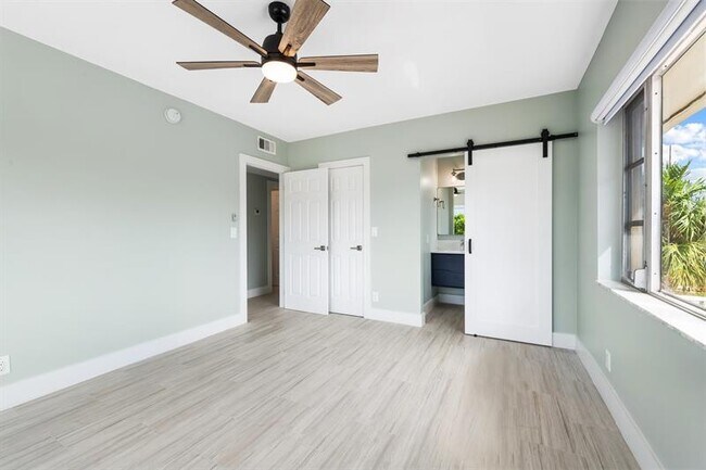 Building Photo - 5700 NE 22nd Way