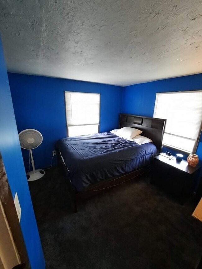 Building Photo - 507 W Miller St