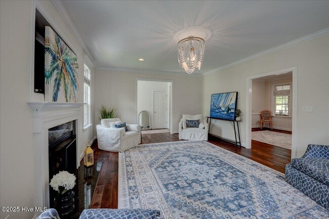 Building Photo - 4003 Auburn Ct