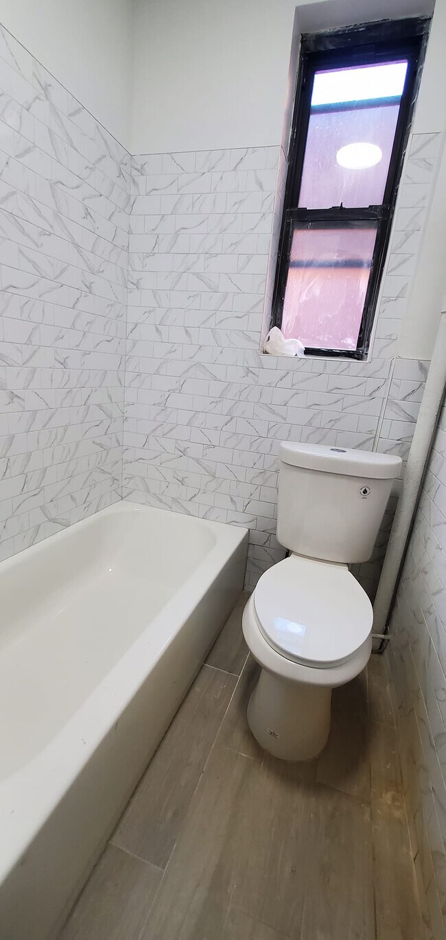 Building Photo - 143 Rockaway Pky