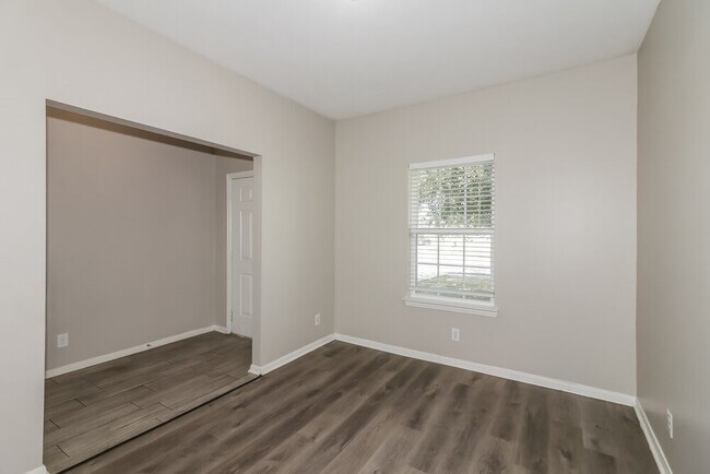 Building Photo - 3218 Grand Cane Ln