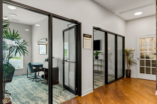 Building Photo - 3845 Stallion St