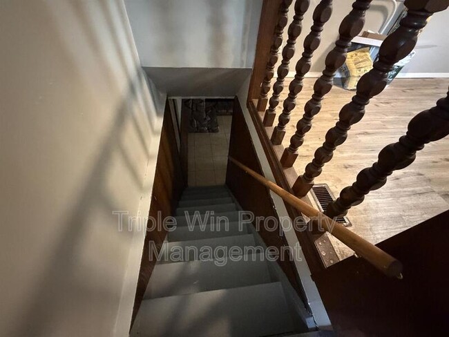 Building Photo - 3015 Matlock Dr