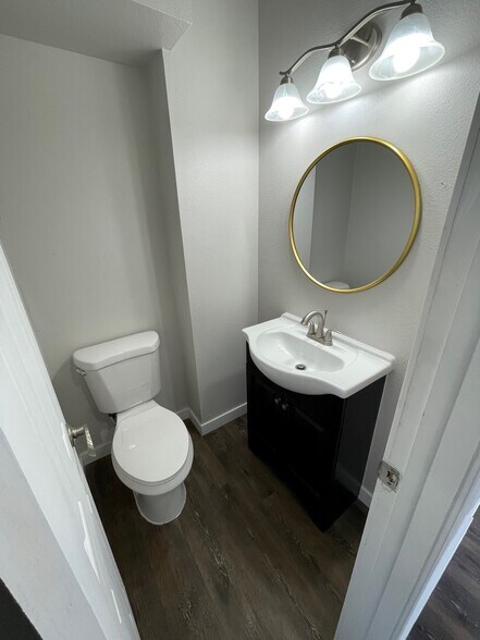 Building Photo - 16749 E 13th Ave