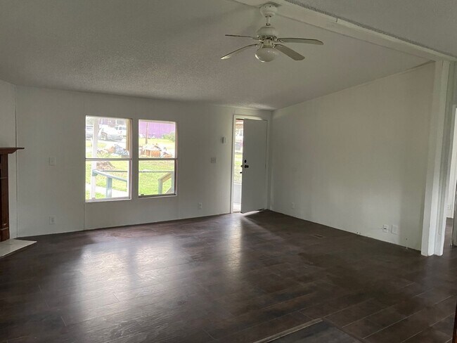Building Photo - 4439 Lost Pine
