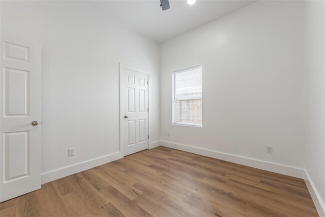 Building Photo - 9727 Cargill St