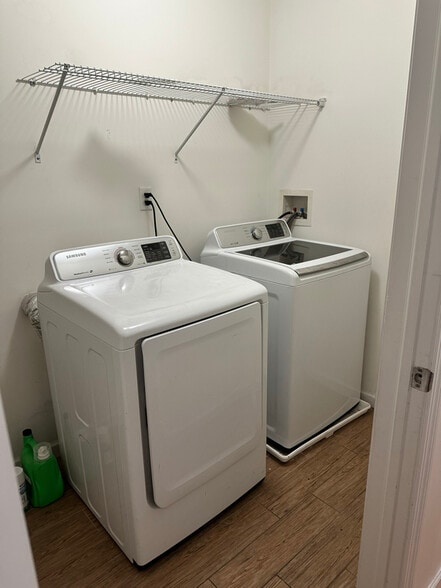 Building Photo - 452 Fulton St